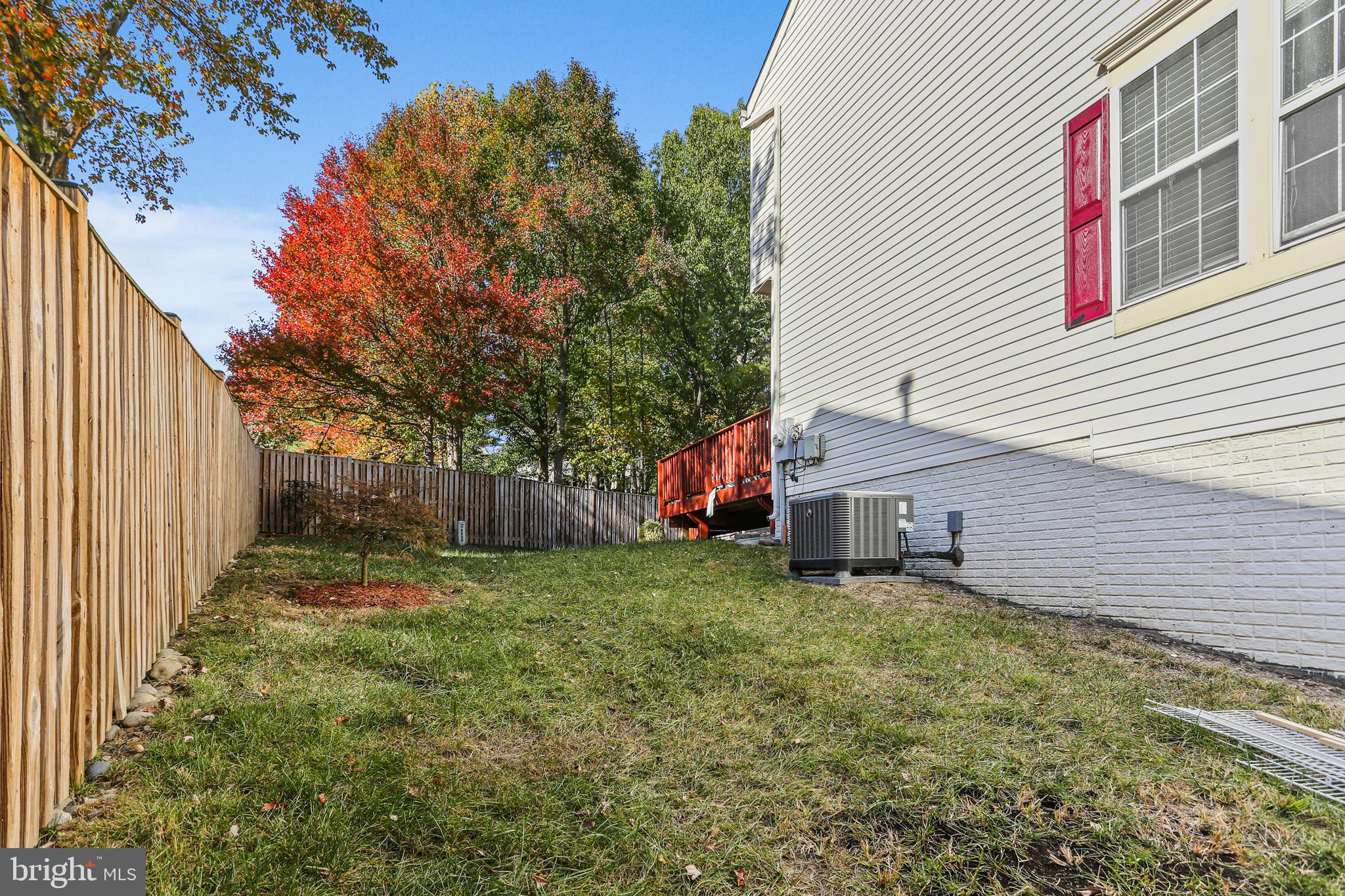 SUMMIT CREEK - Residential