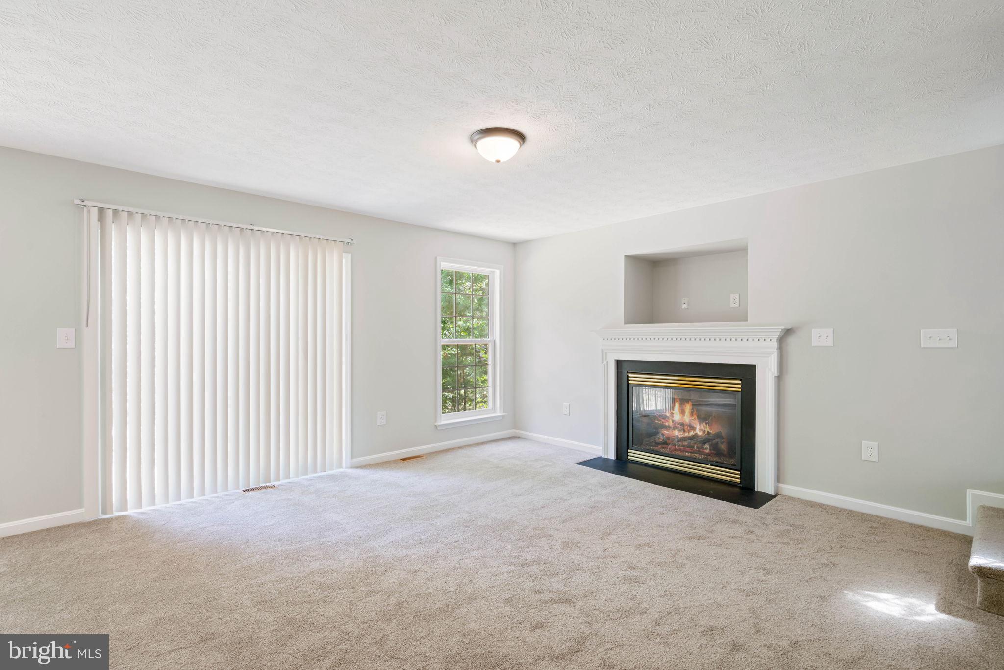 LAKE LAND OR - Residential