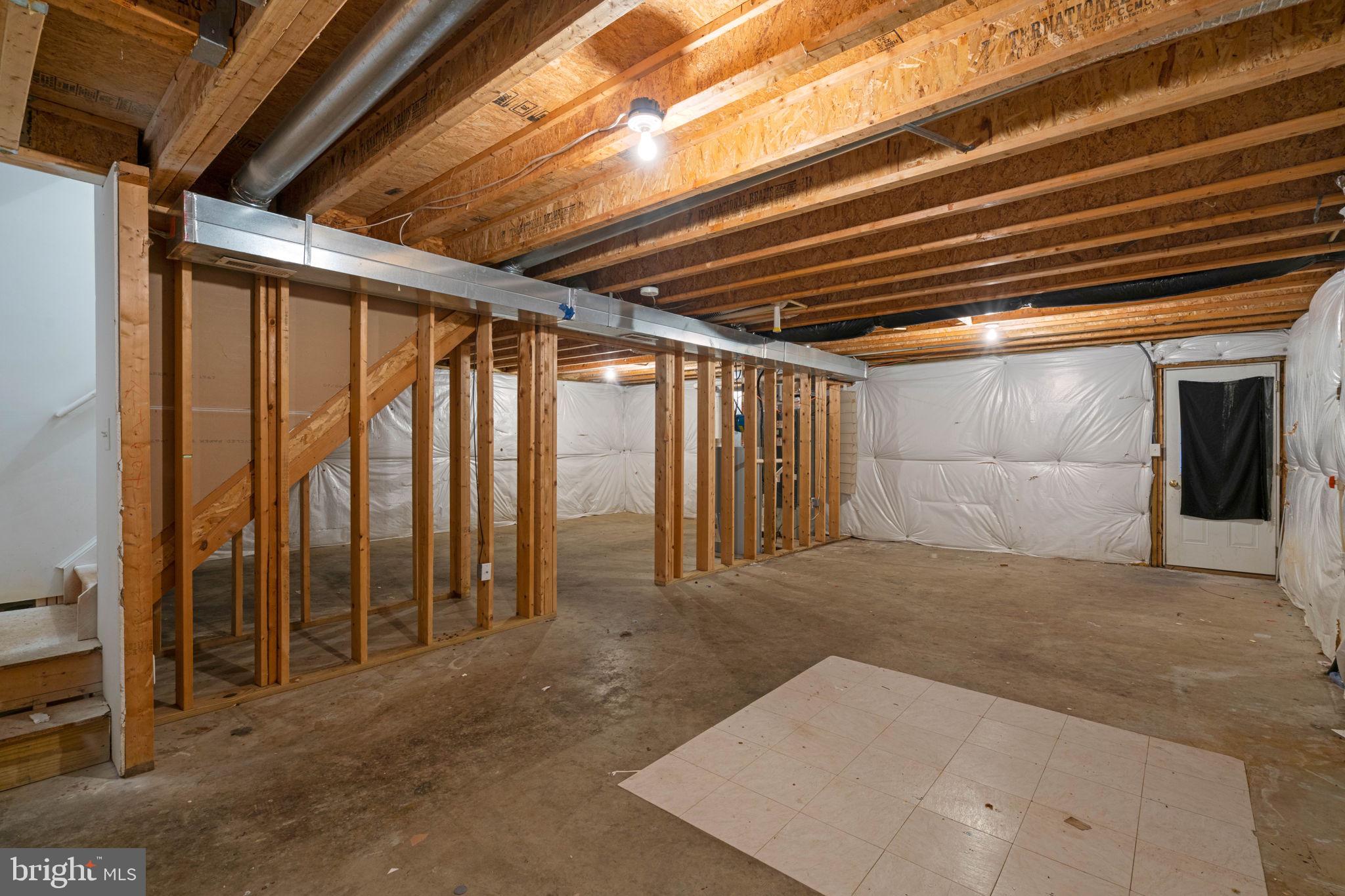 LAKE LAND OR - Residential