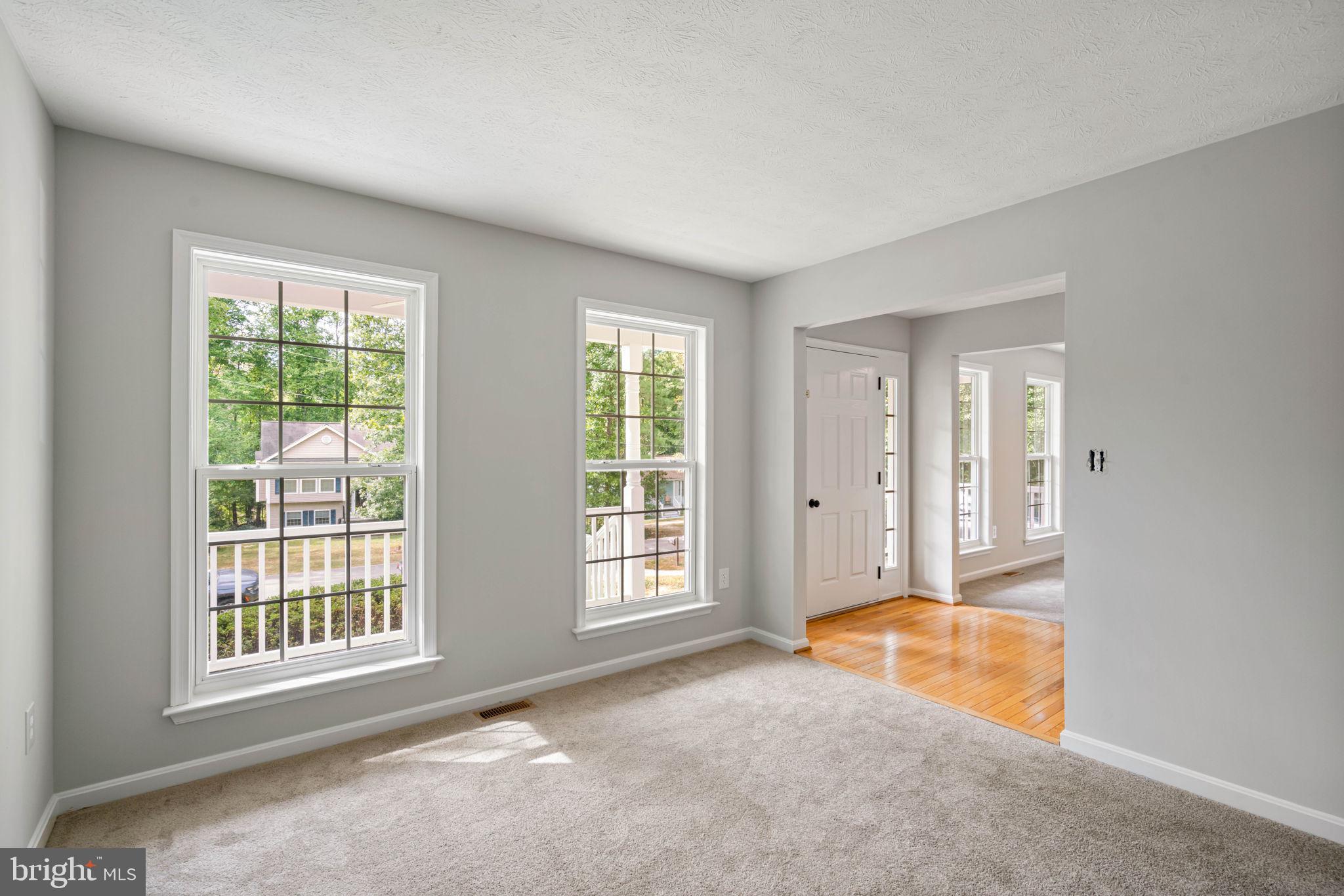 LAKE LAND OR - Residential