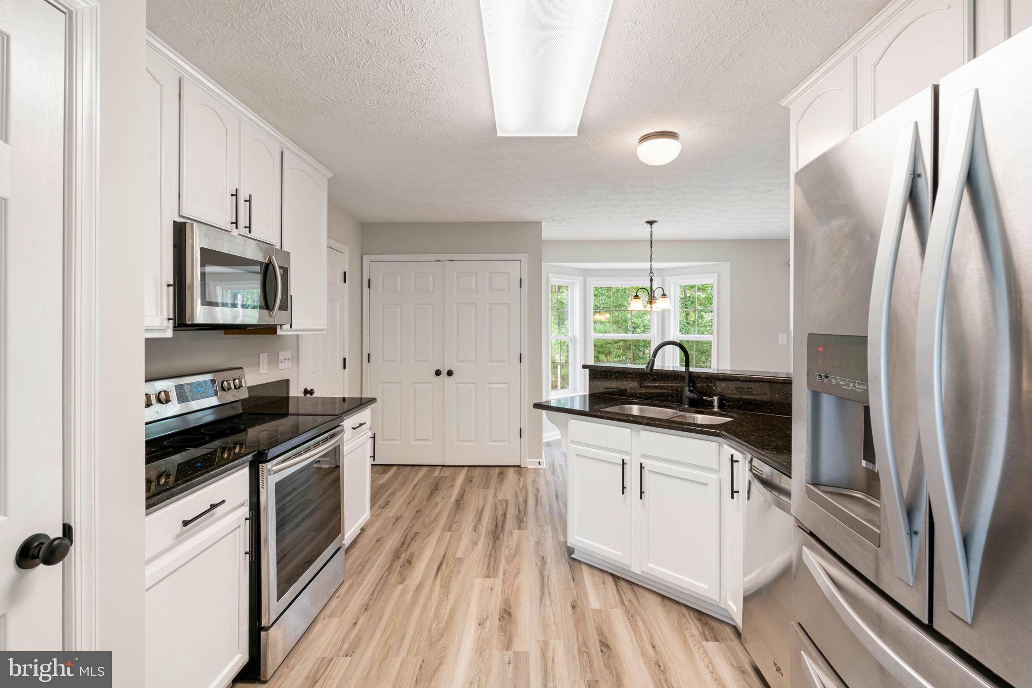 LAKE LAND OR - Residential