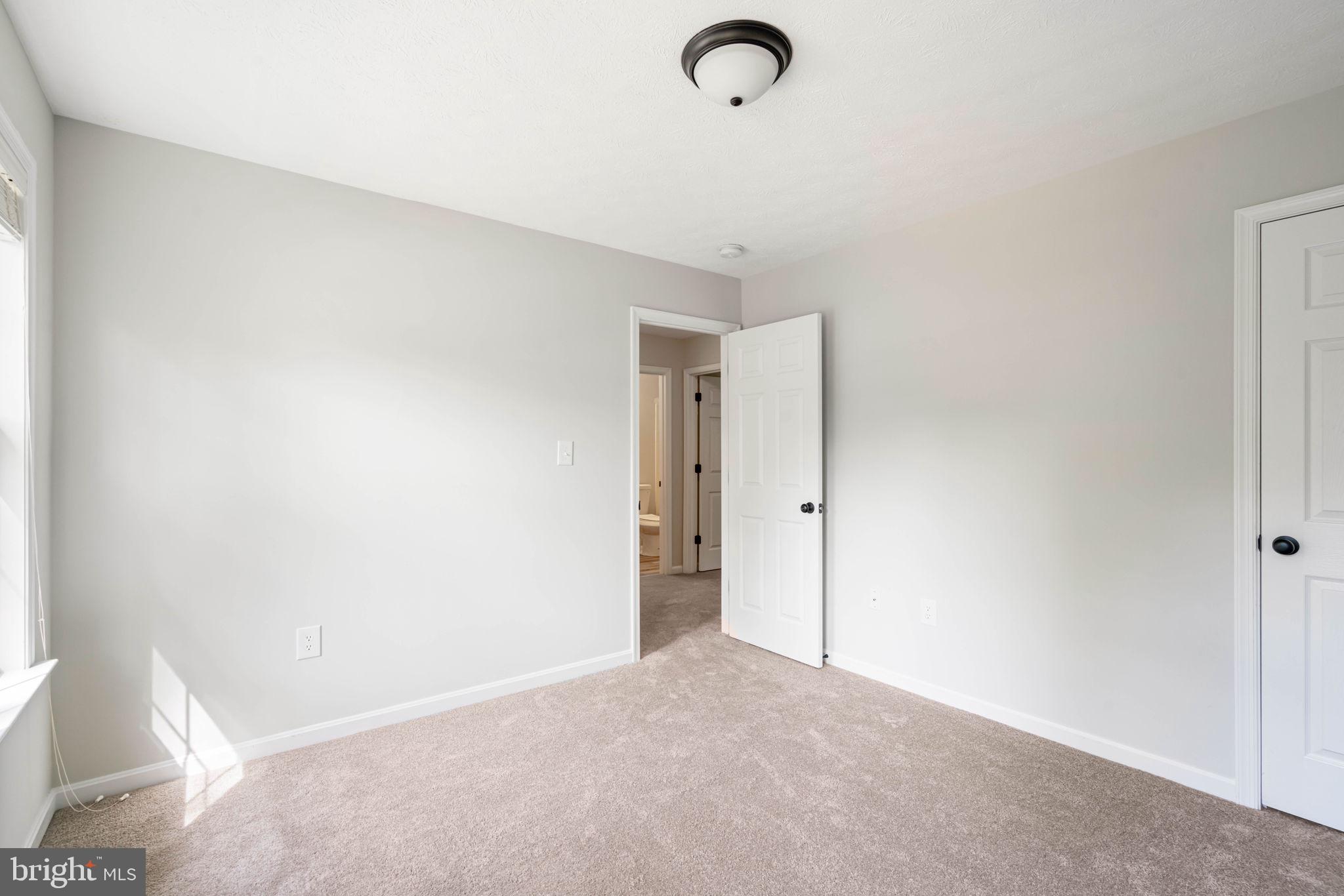 LAKE LAND OR - Residential