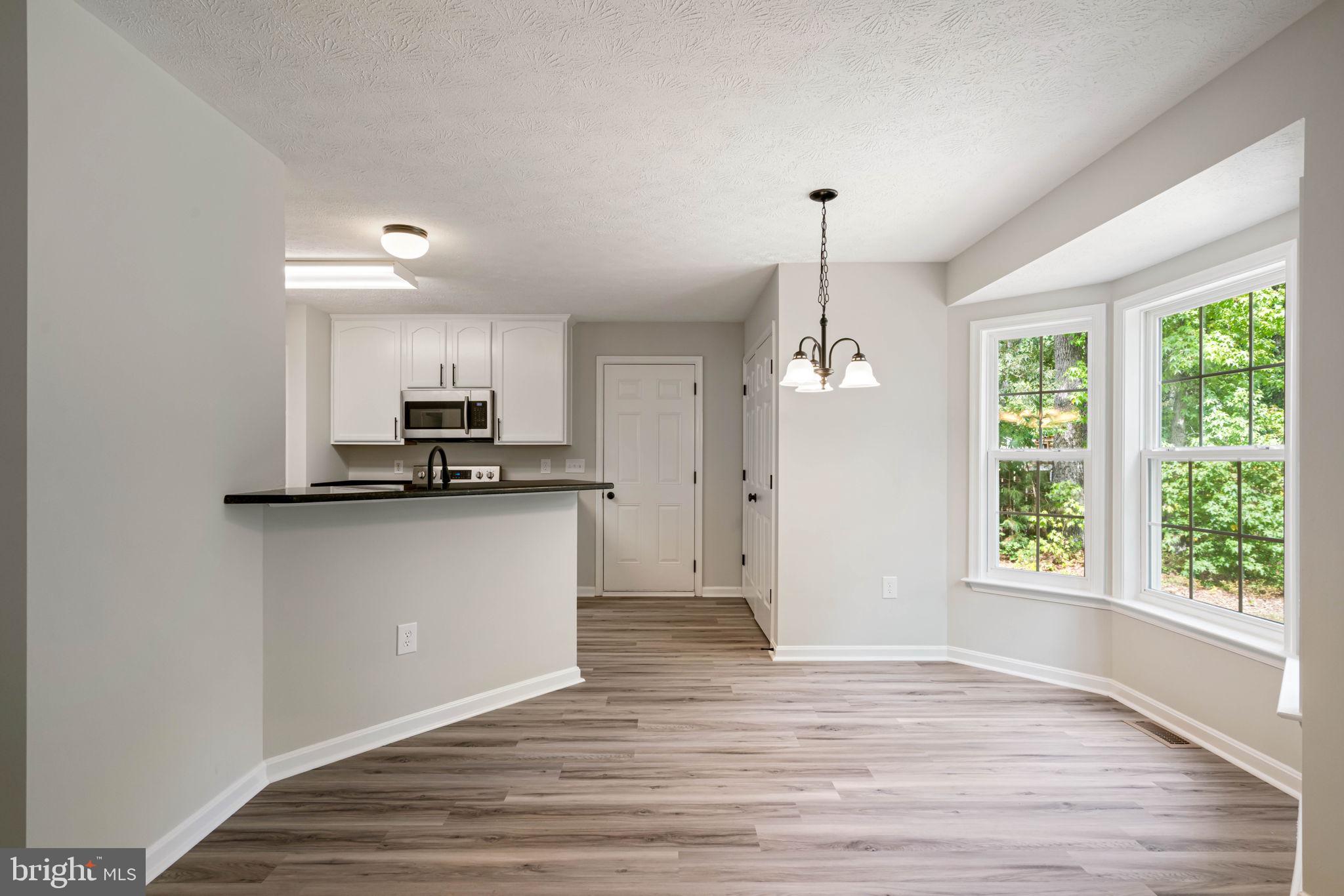 LAKE LAND OR - Residential