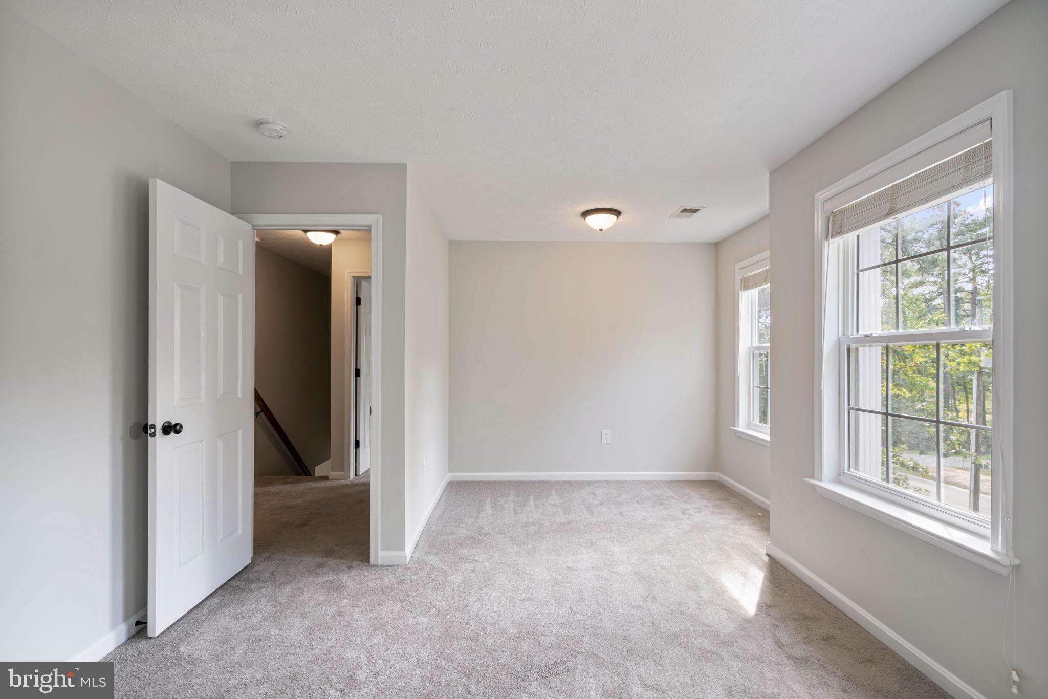 LAKE LAND OR - Residential