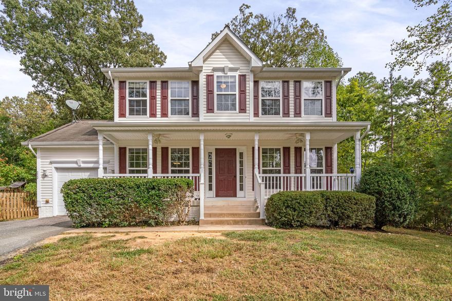 FRESH new paint 100%, new carpet and vinyl luxury planking throughout. Stainless steel appliances. Amenity filled Lake Land Or, Heritage Lake side.  Minutes to 95 or escape the heavy holiday traffic and take Rte. 1. The commute is easier and quicker than you think! Great home waiting for its new family to love. New hardware and light fixtures. Brand new carpet everywhere and easy care luxury vinyl planking in the kitchen, breakfast area and baths. 
Large master with a BIG walk in closet and complete full bath ensuite. Extra 2 bedrooms on upper floor are really nice sized complete with fresh paint and new carpet too! This home is loaded with natural light everywhere.
Amenities include lake, beach, play grounds, security gate with security vehicles policing.  Pool and a great neighborhood for family walks. Basketball and tennis courts too! This home is waiting for you and your family to call your own.
Great clubhouse to rent for those BIG special occasions and a pavillion too.  See it in person today!