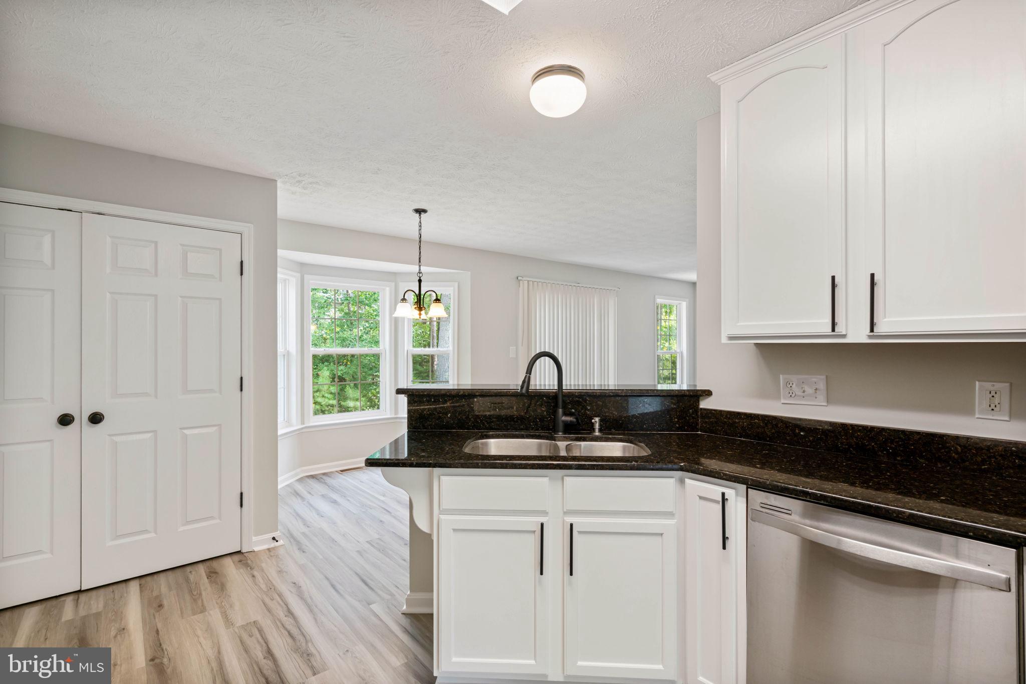 LAKE LAND OR - Residential