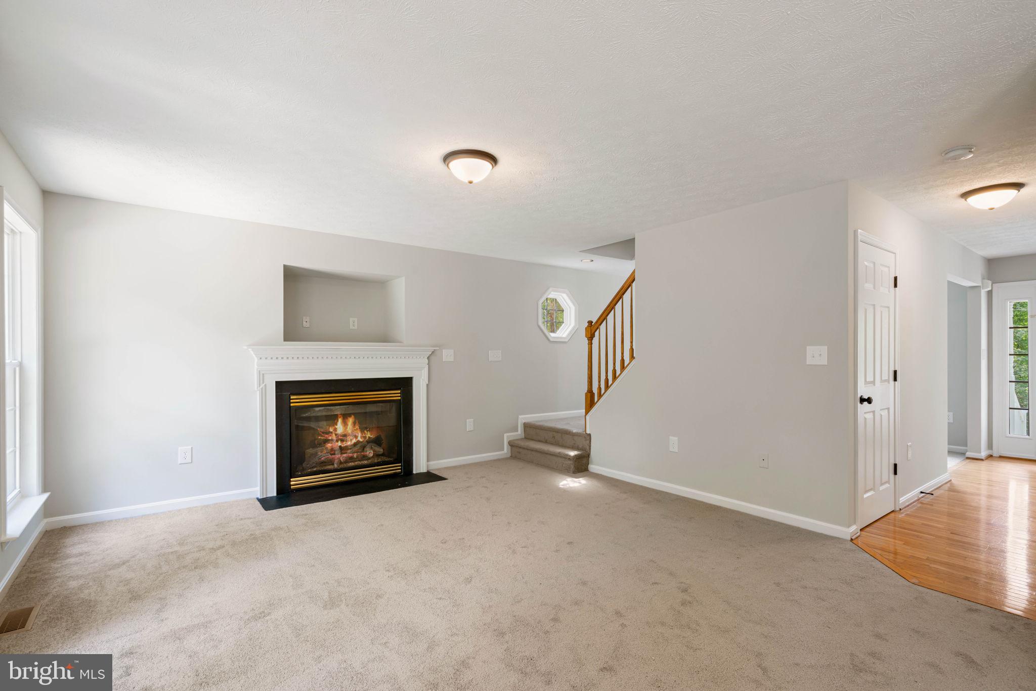 LAKE LAND OR - Residential