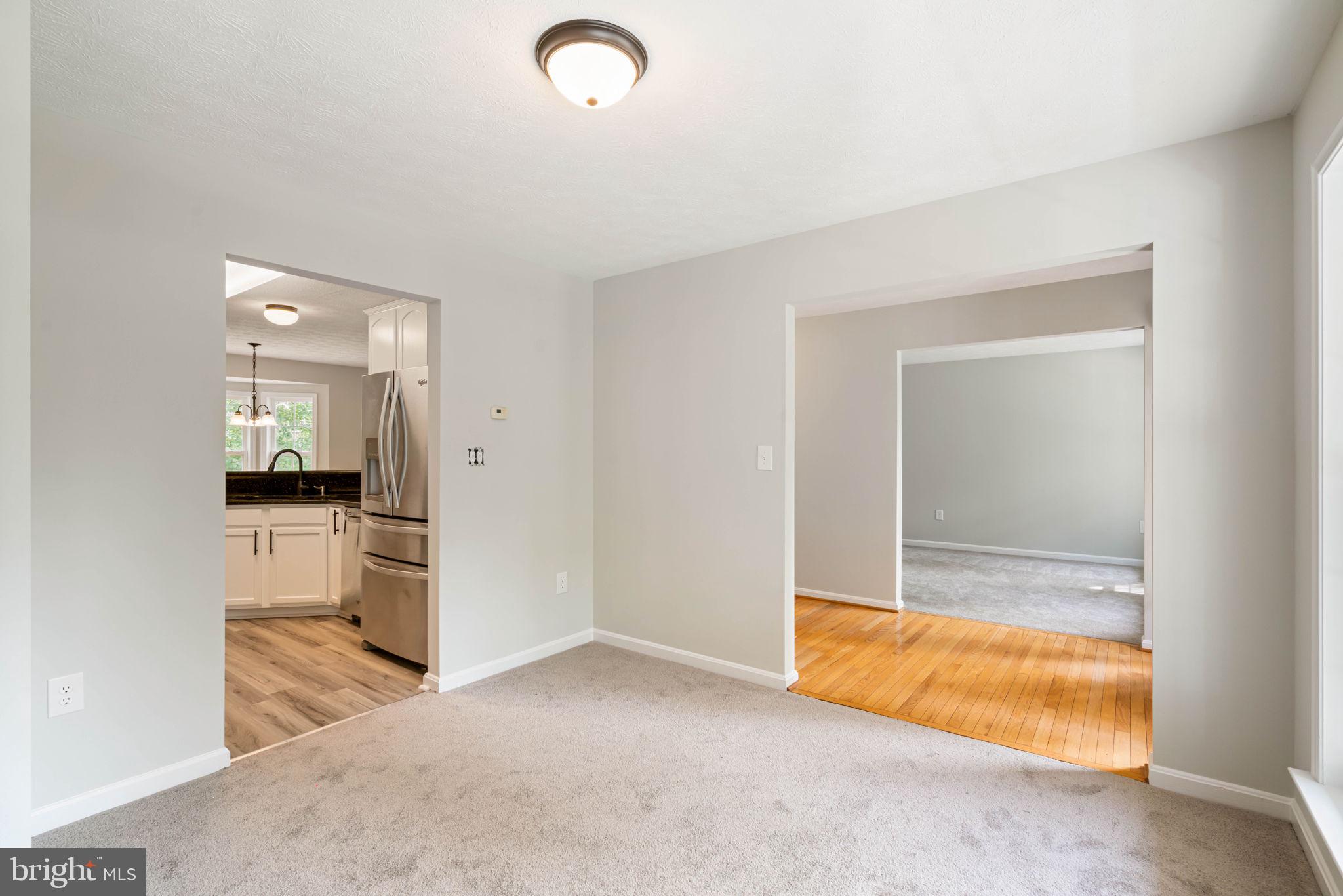 LAKE LAND OR - Residential