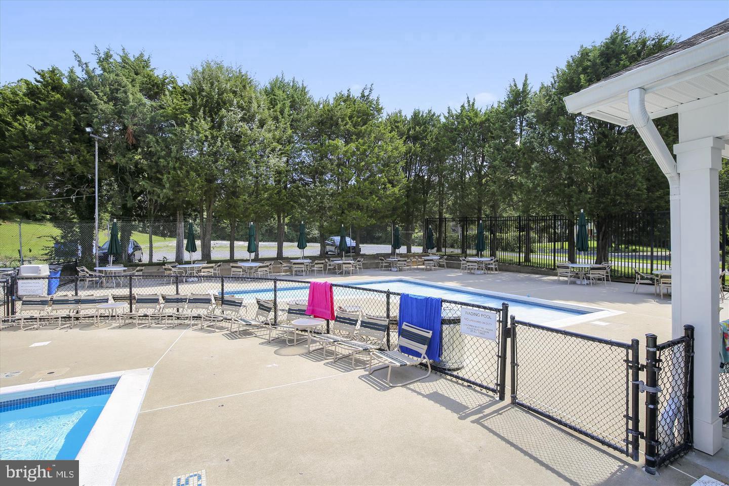 MOSBY WOODS GARDEN - Residential