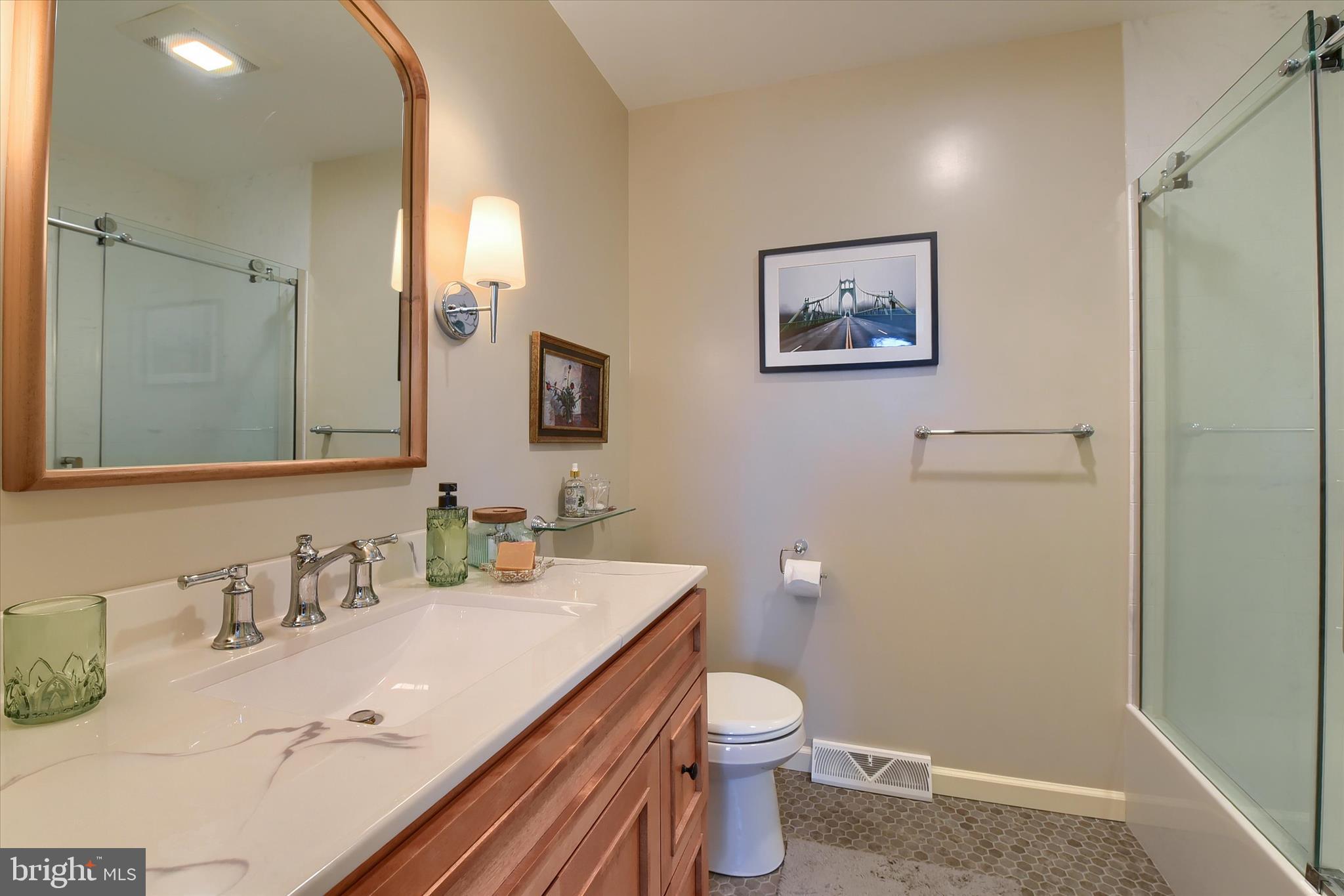 PARKVIEW EAST - Residential