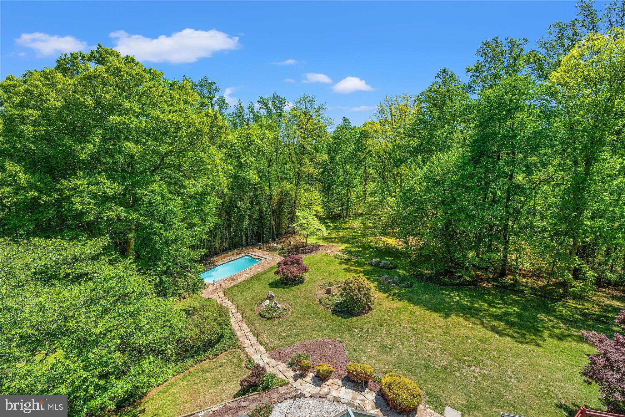 MAZZA WOODS - Residential