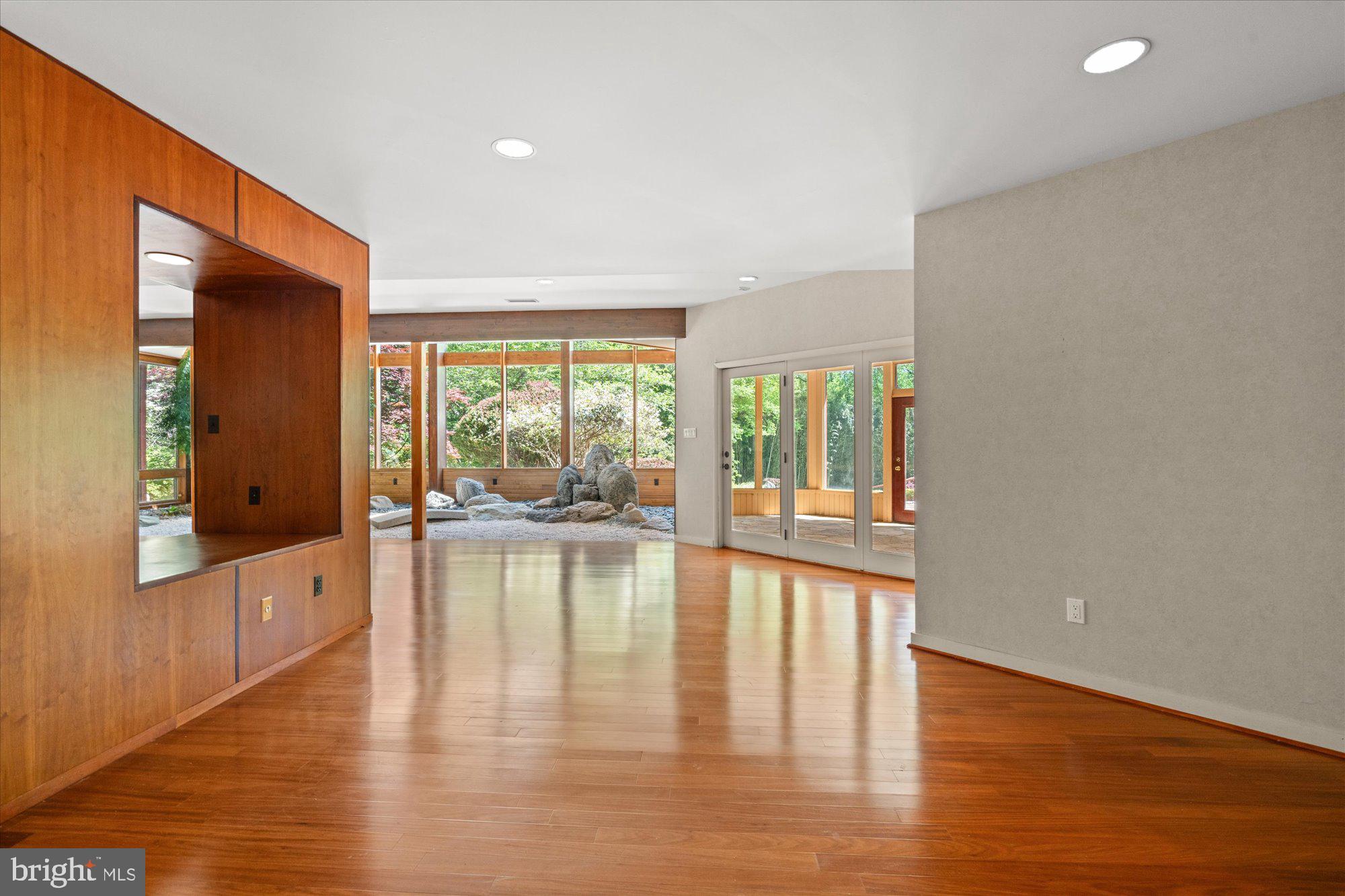MAZZA WOODS - Residential