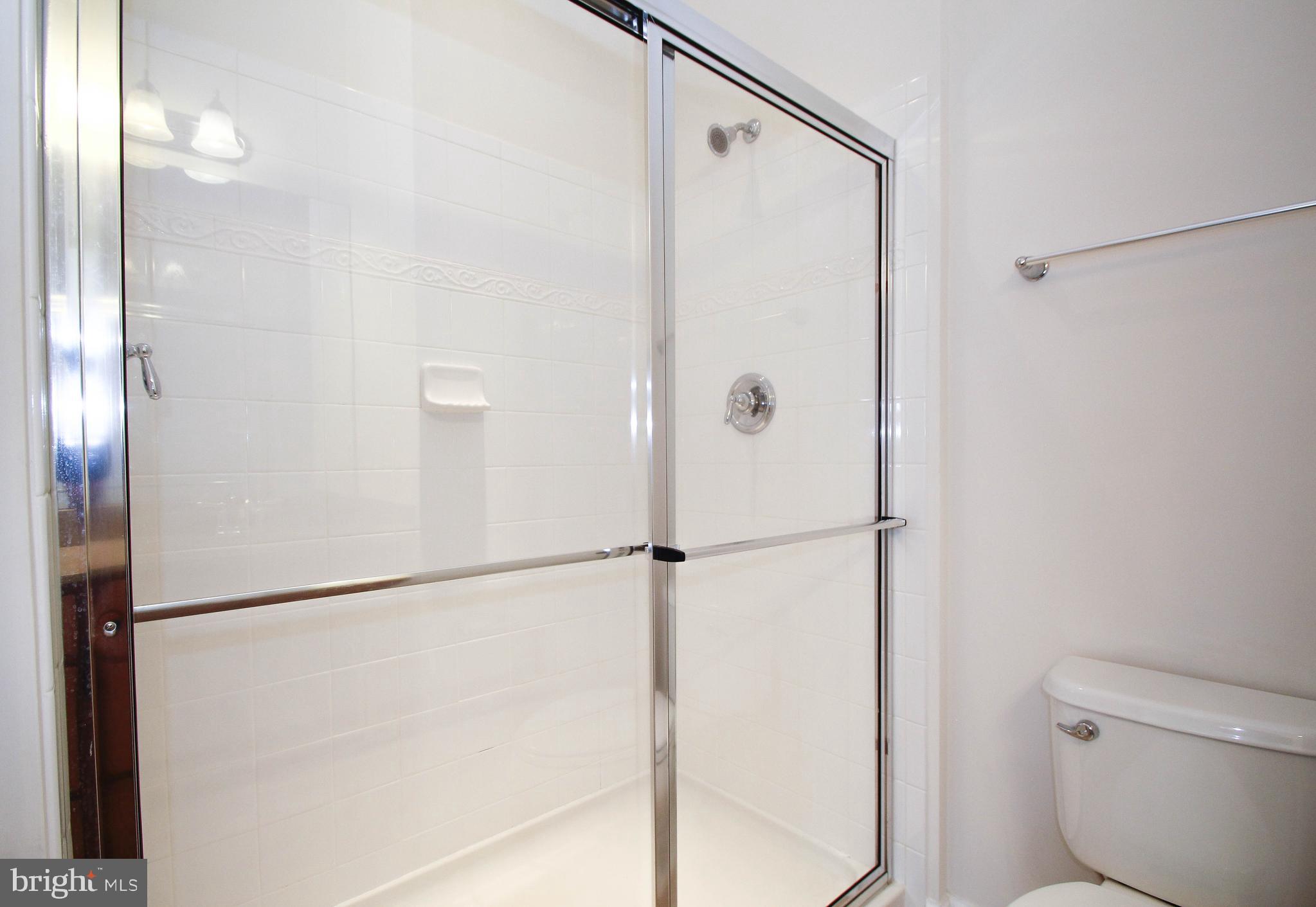 HEATHCOTE COMMONS - Residential Lease