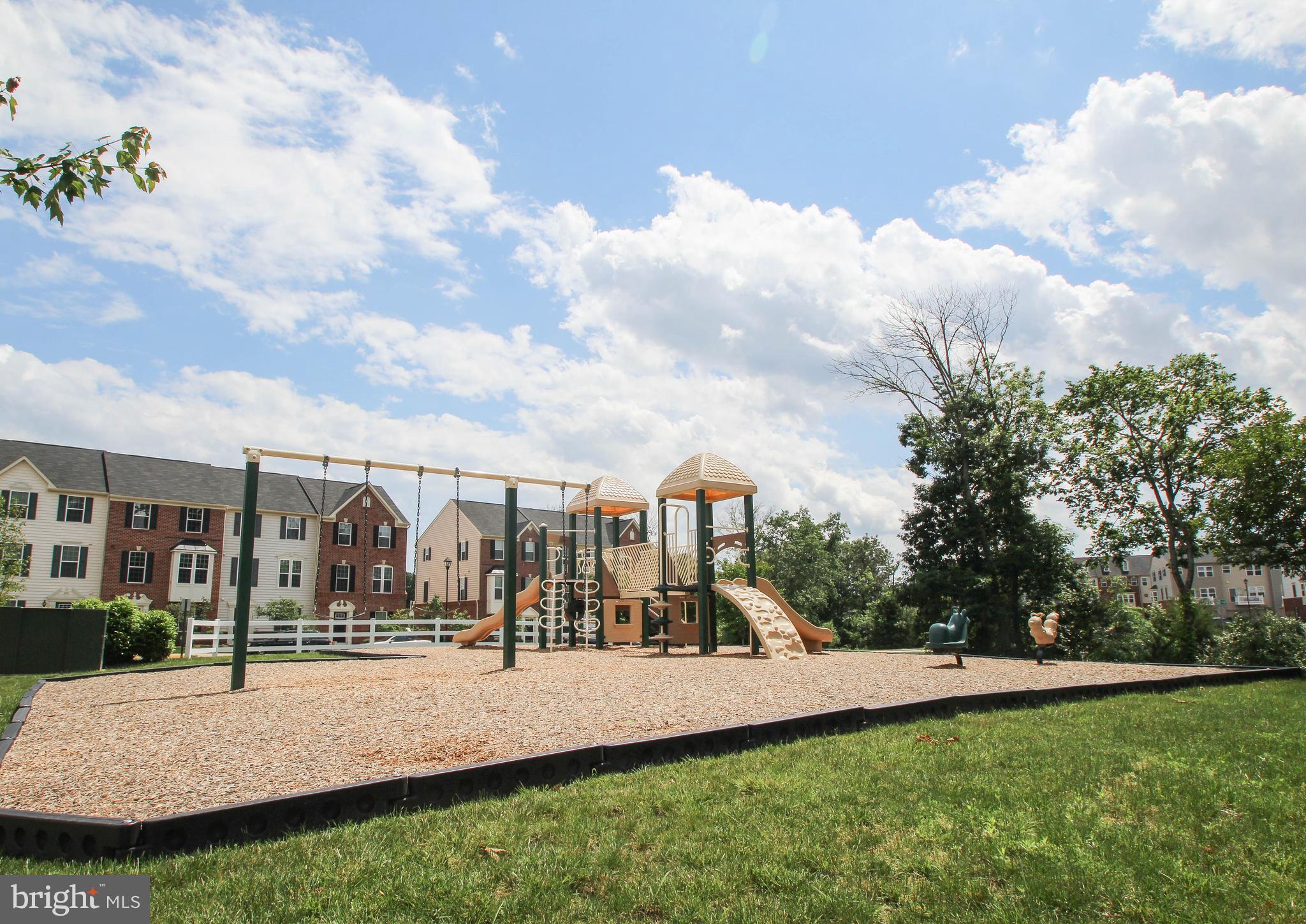 HEATHCOTE COMMONS - Residential Lease