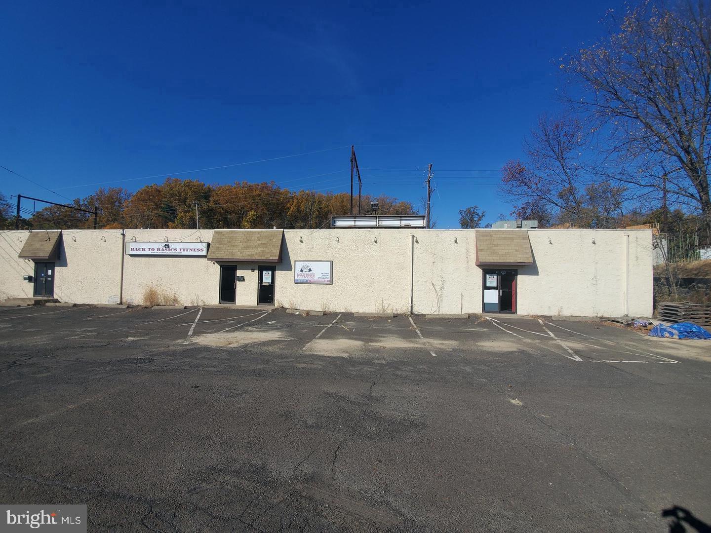 50 HULMEVILLE AVE 1,2,3