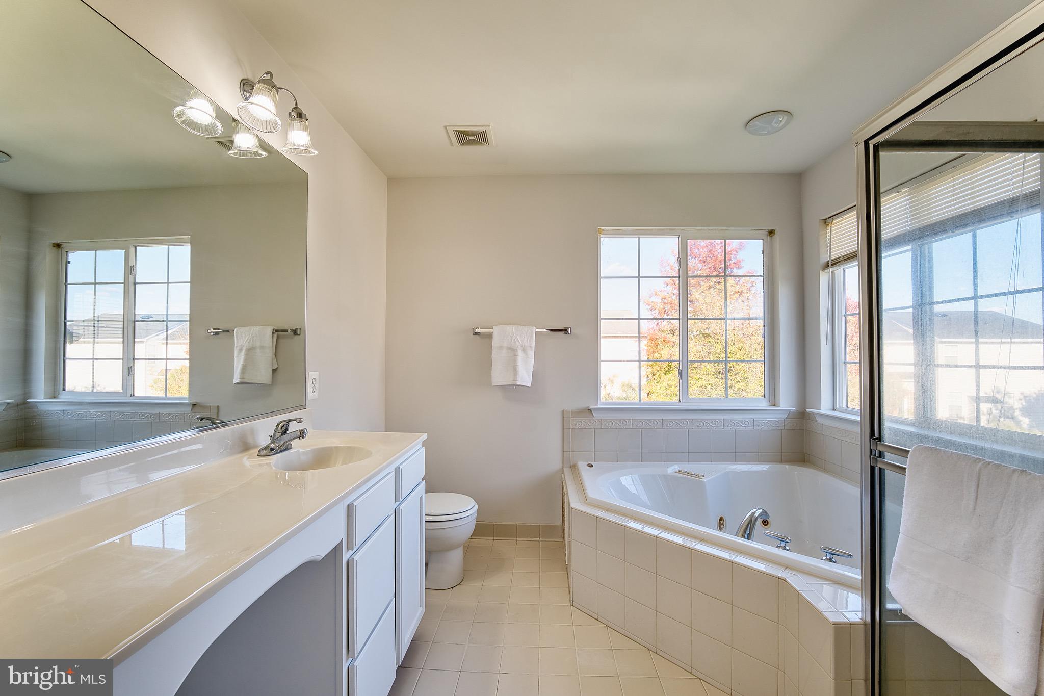 NORTH BROOK - Residential