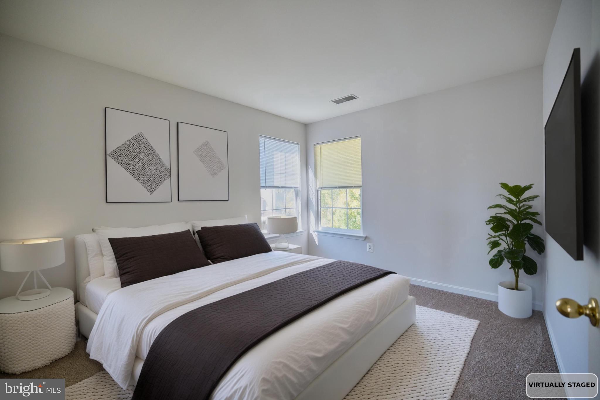 NORTH BROOK - Residential