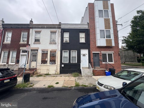 Townhouse For Sale - 925 Susquehanna Avenue<br/> PHILADELPHIA, PA 19122