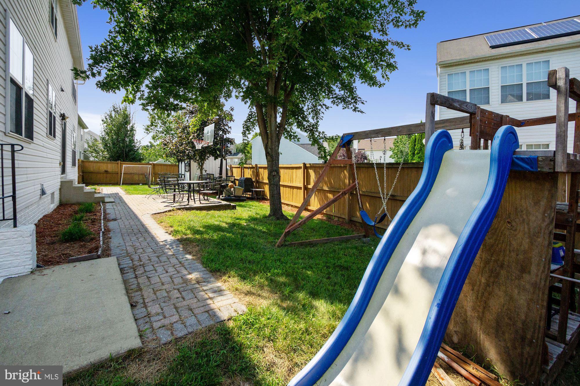 CHARLES CROSSING - Residential