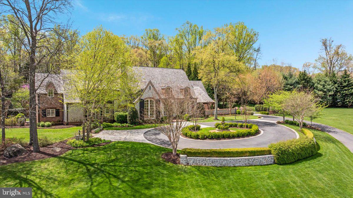 CLIFTON - Residential