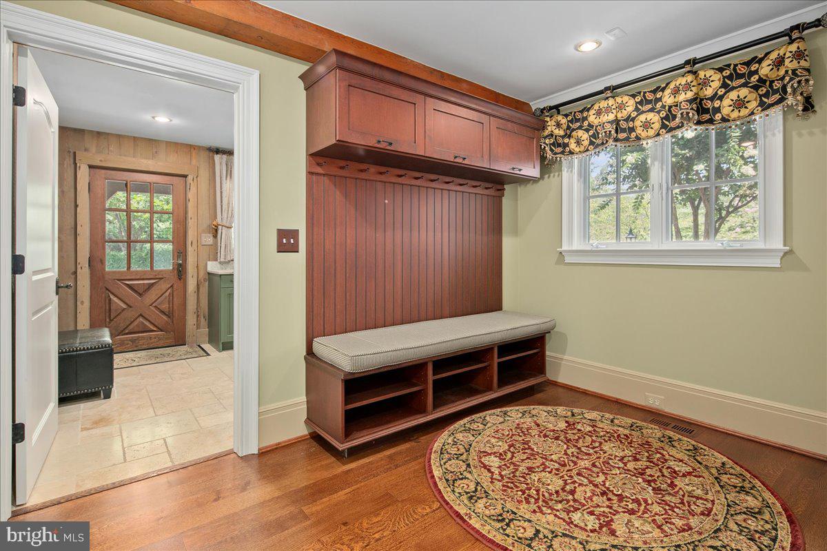 CLIFTON - Residential