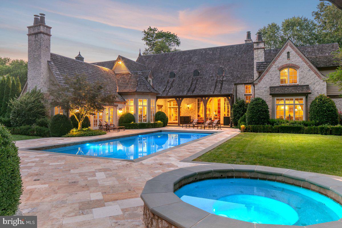 CLIFTON - Residential