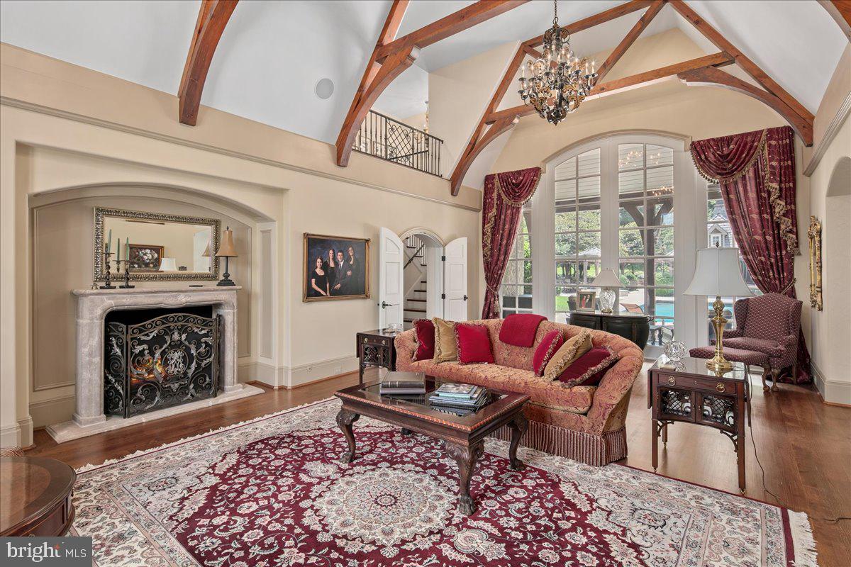 CLIFTON - Residential