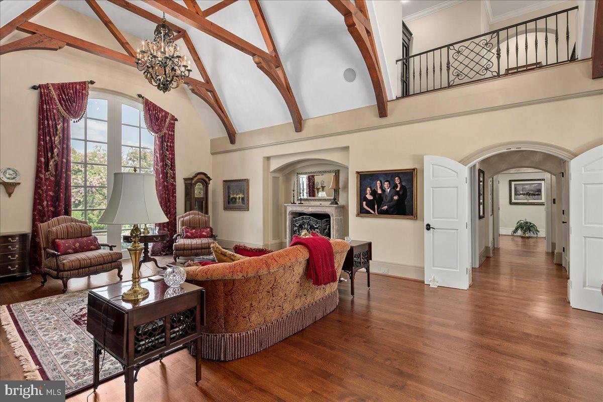 CLIFTON - Residential