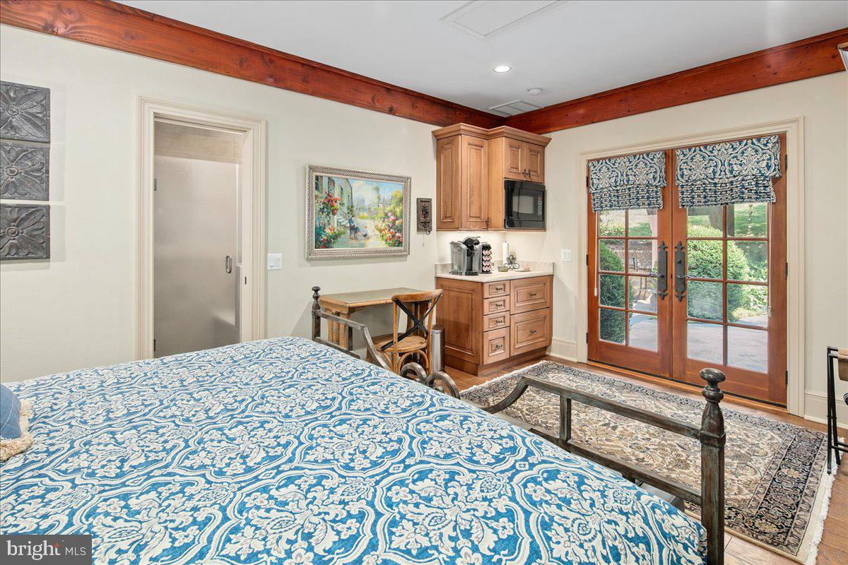 CLIFTON - Residential