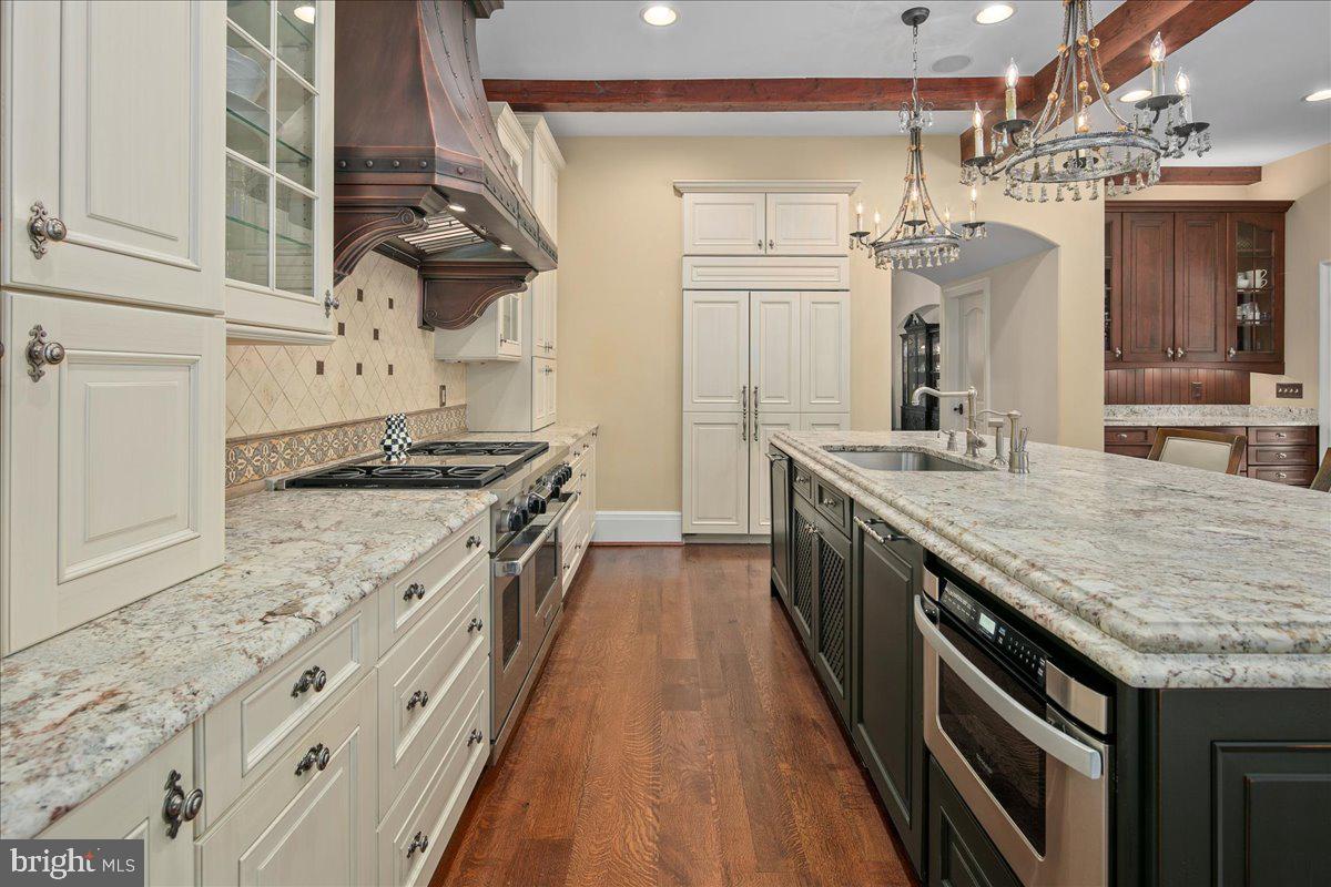 CLIFTON - Residential