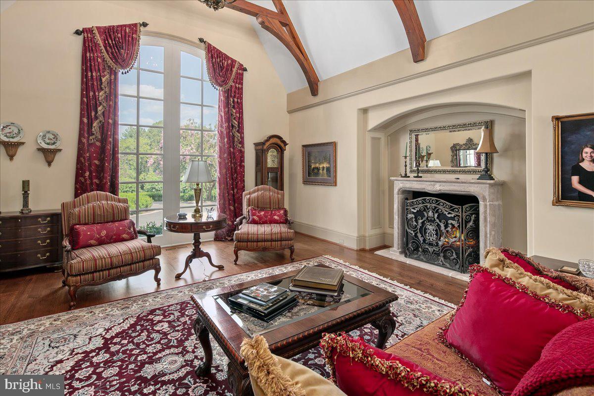 CLIFTON - Residential