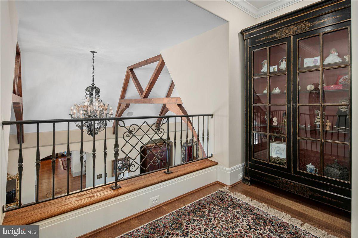 CLIFTON - Residential