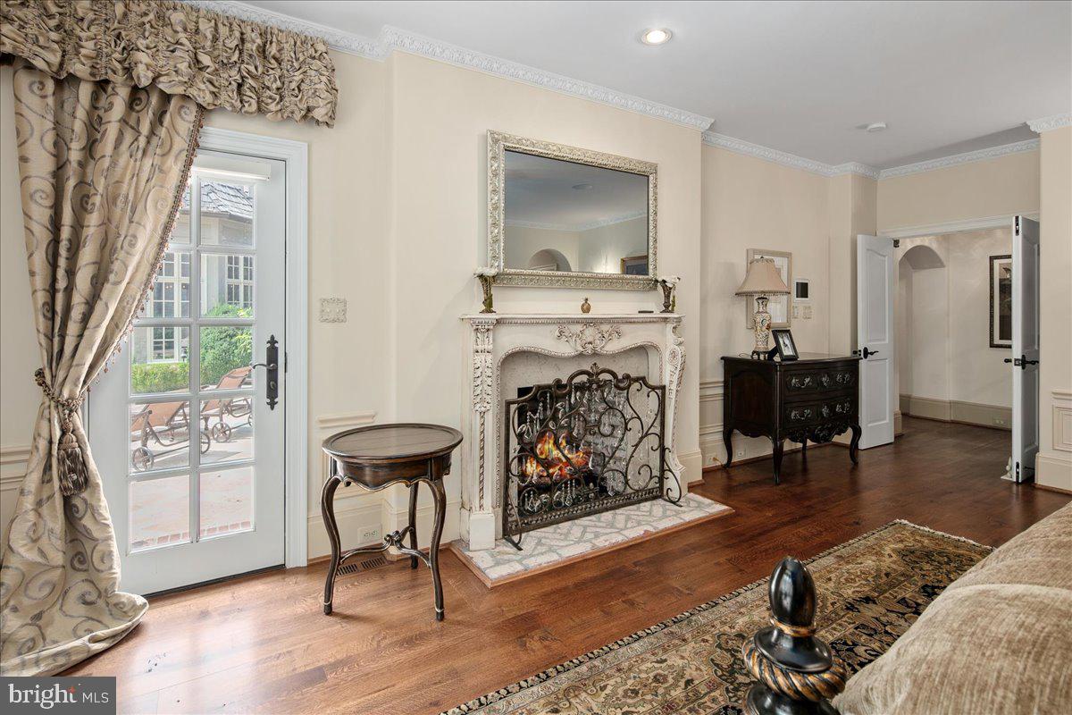 CLIFTON - Residential