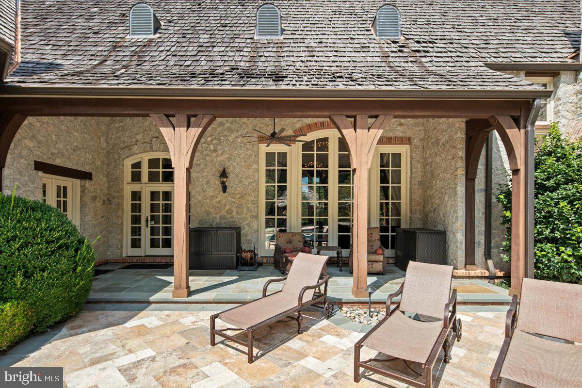 CLIFTON - Residential