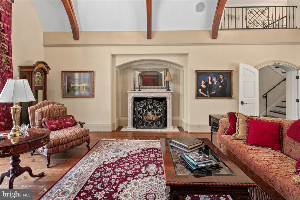 CLIFTON - Residential