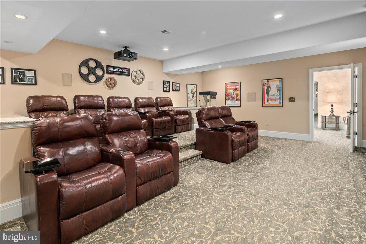 CLIFTON - Residential