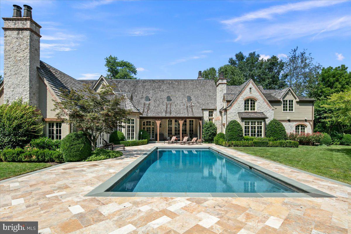 CLIFTON - Residential