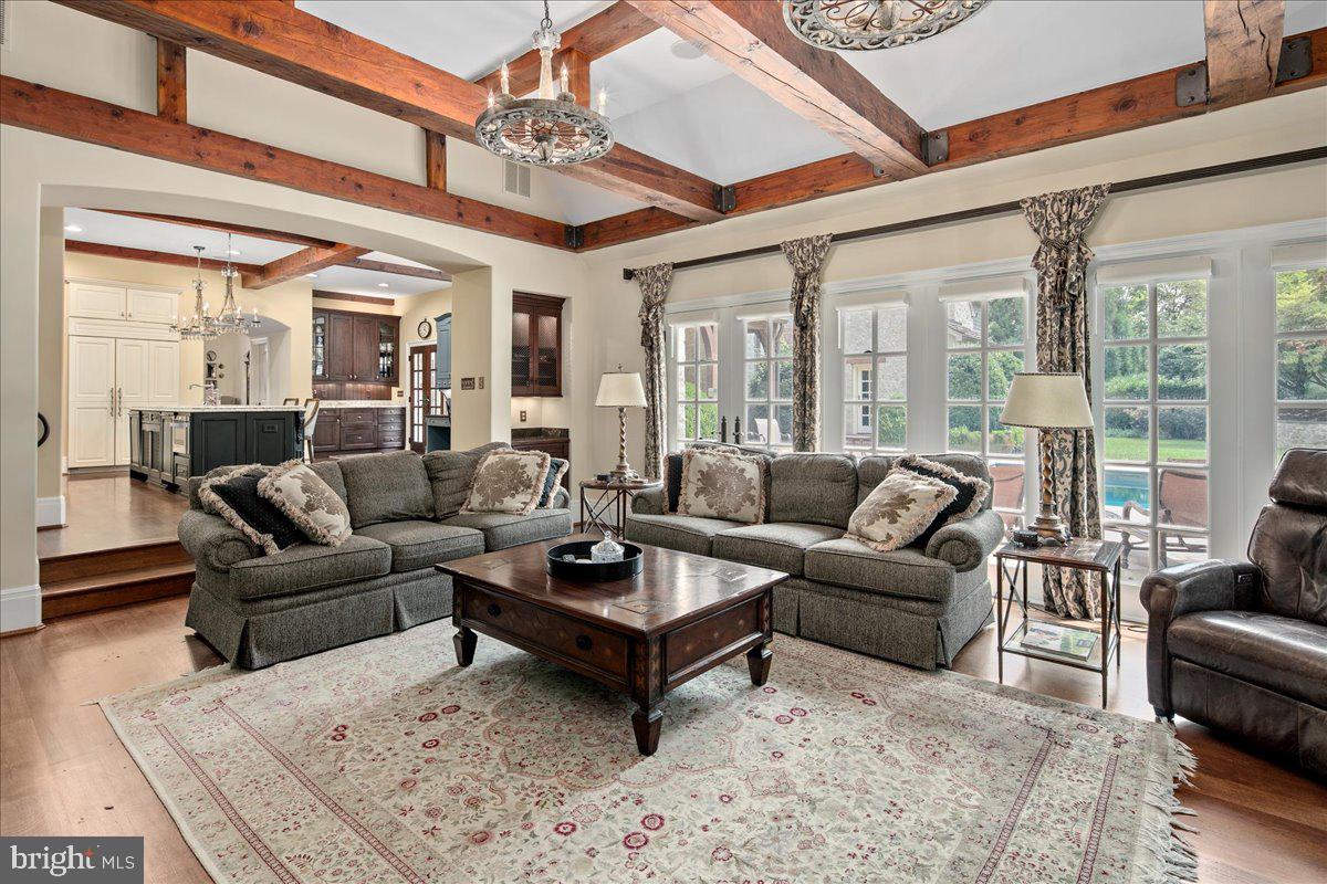 CLIFTON - Residential