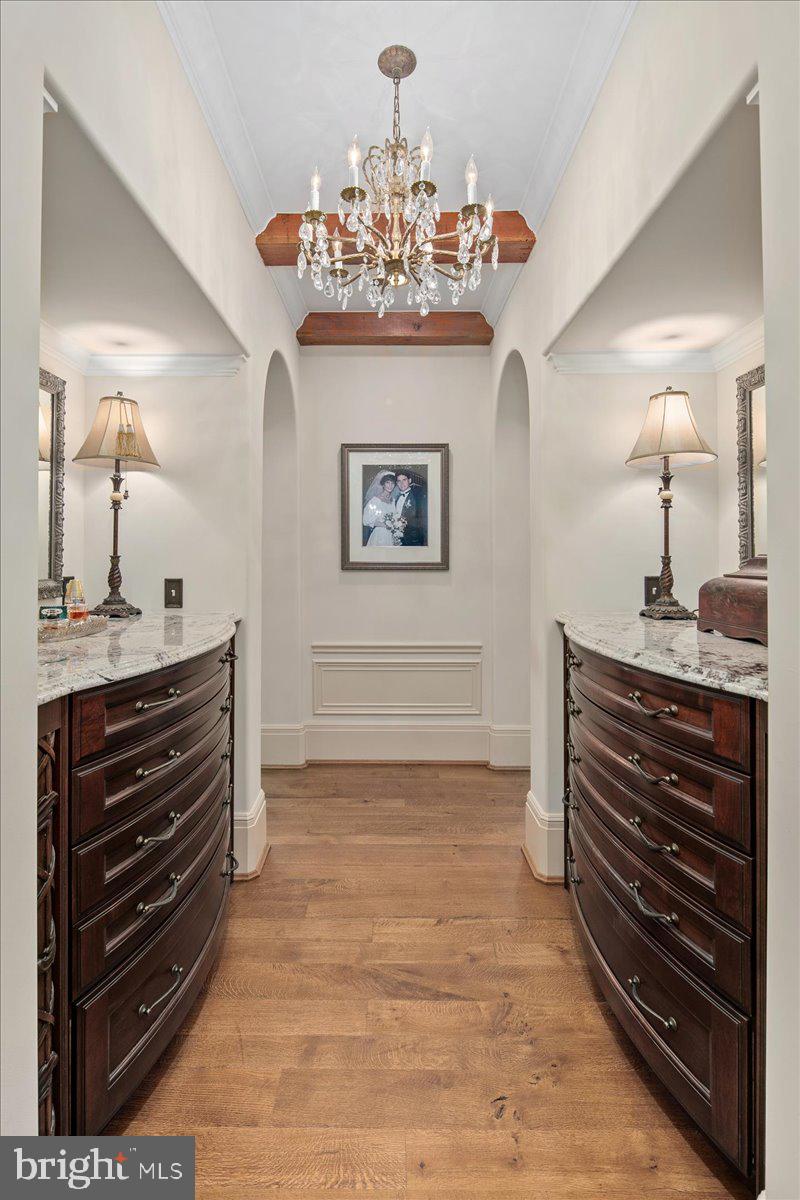 CLIFTON - Residential