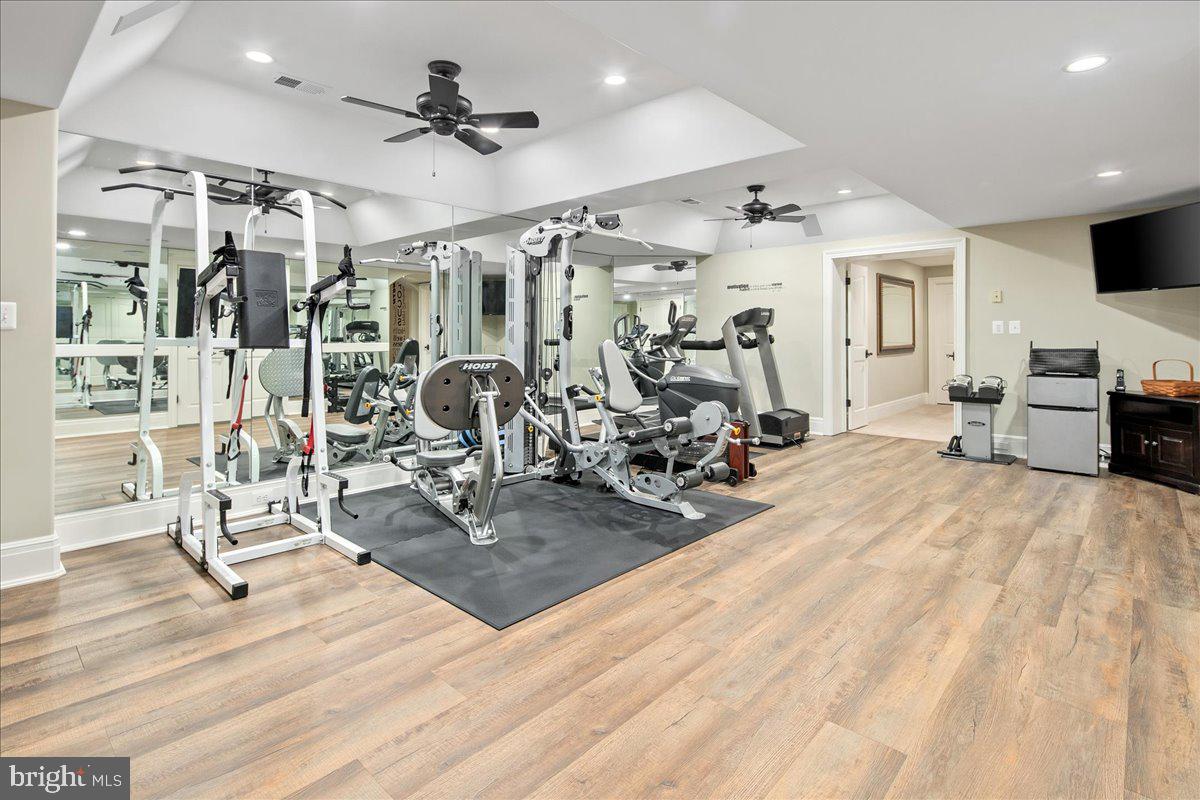 CLIFTON - Residential