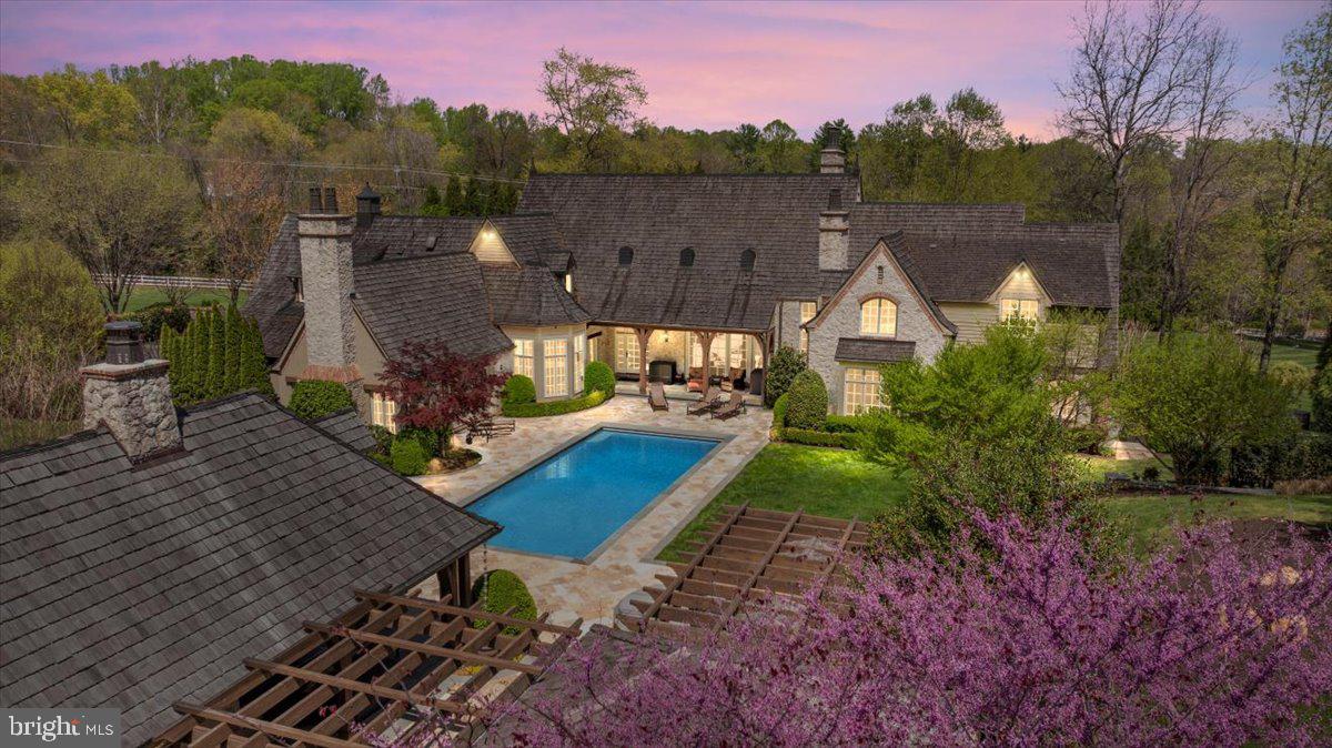 CLIFTON - Residential