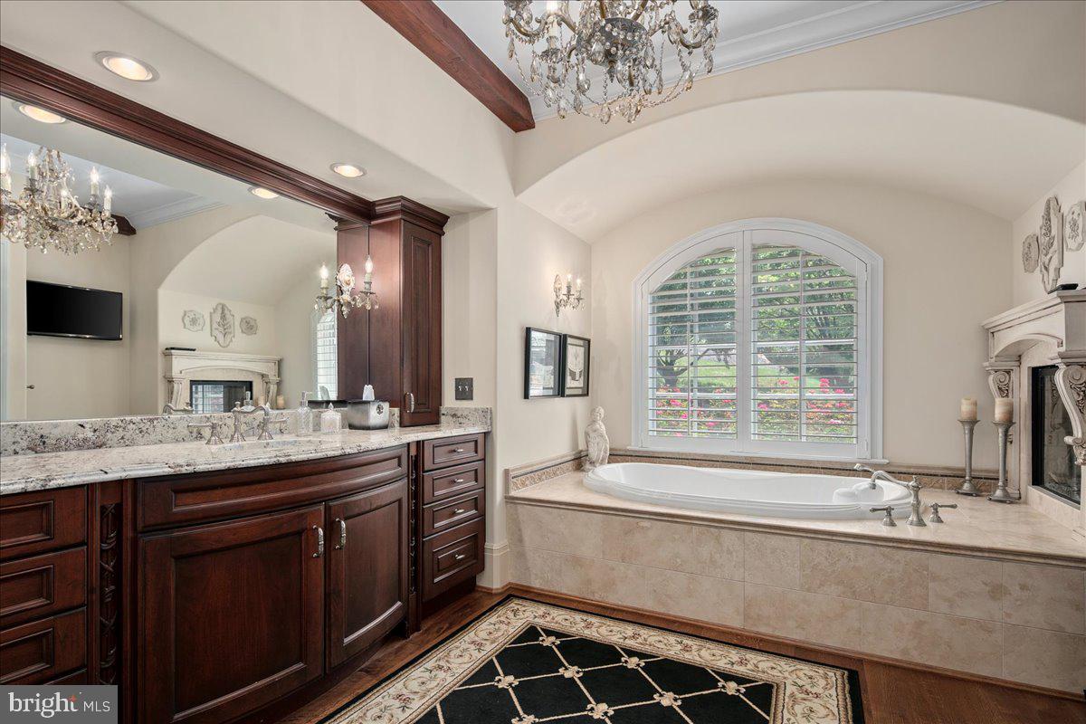 CLIFTON - Residential