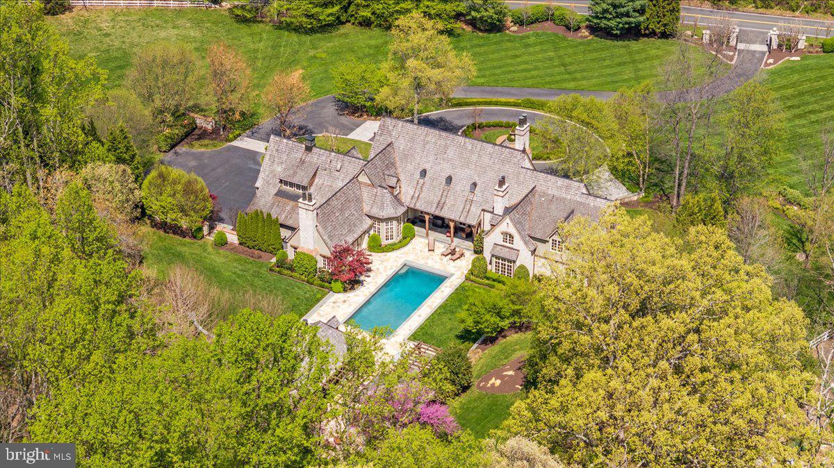 CLIFTON - Residential