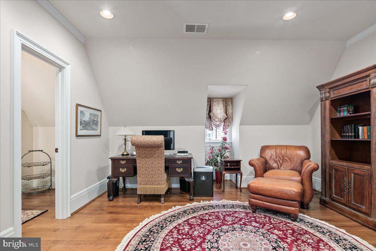 CLIFTON - Residential