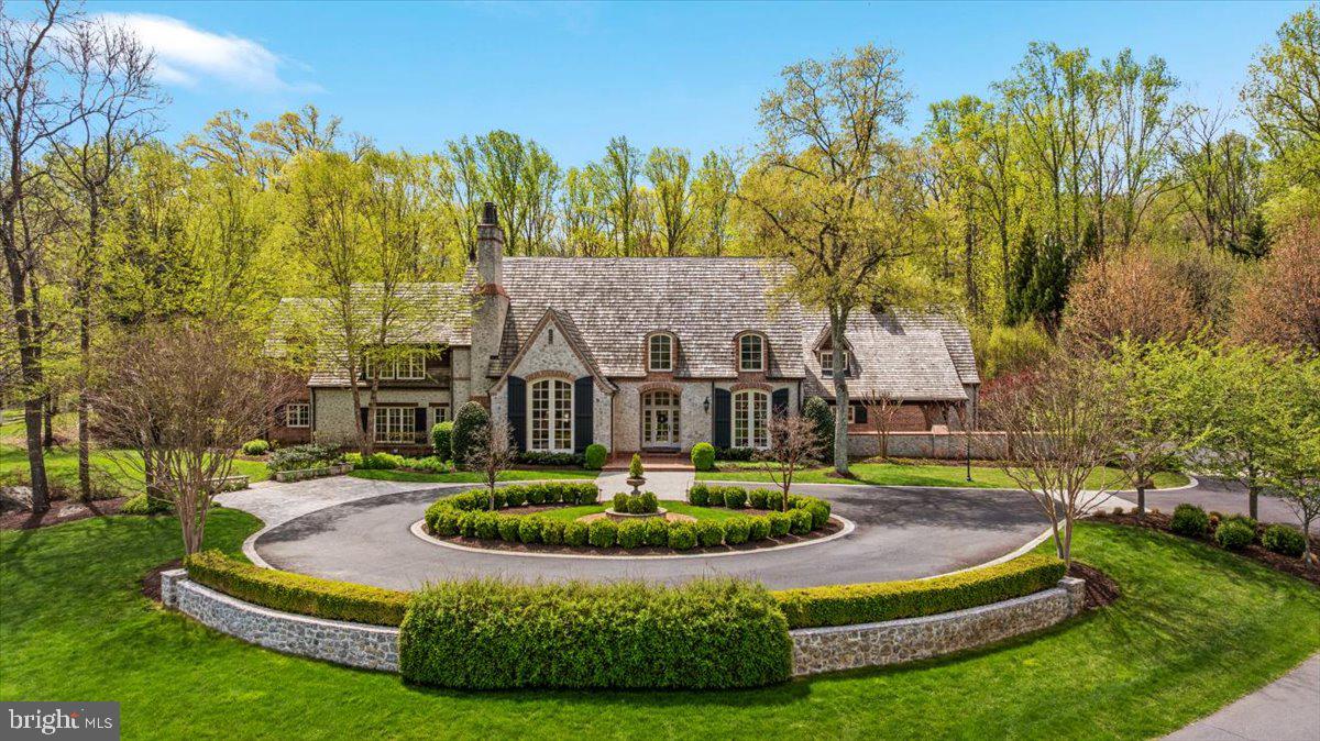 CLIFTON - Residential