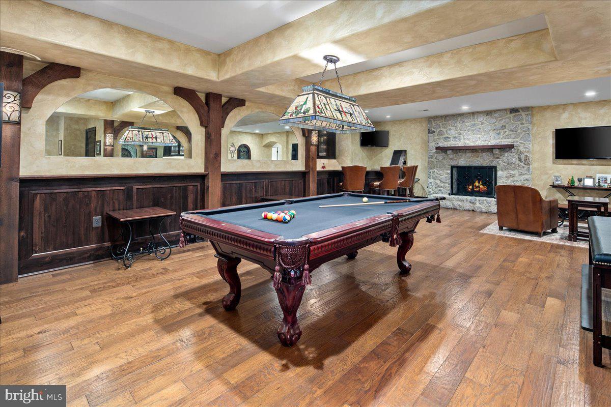 CLIFTON - Residential