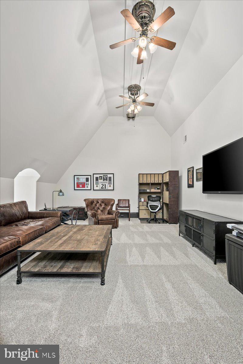 CLIFTON - Residential