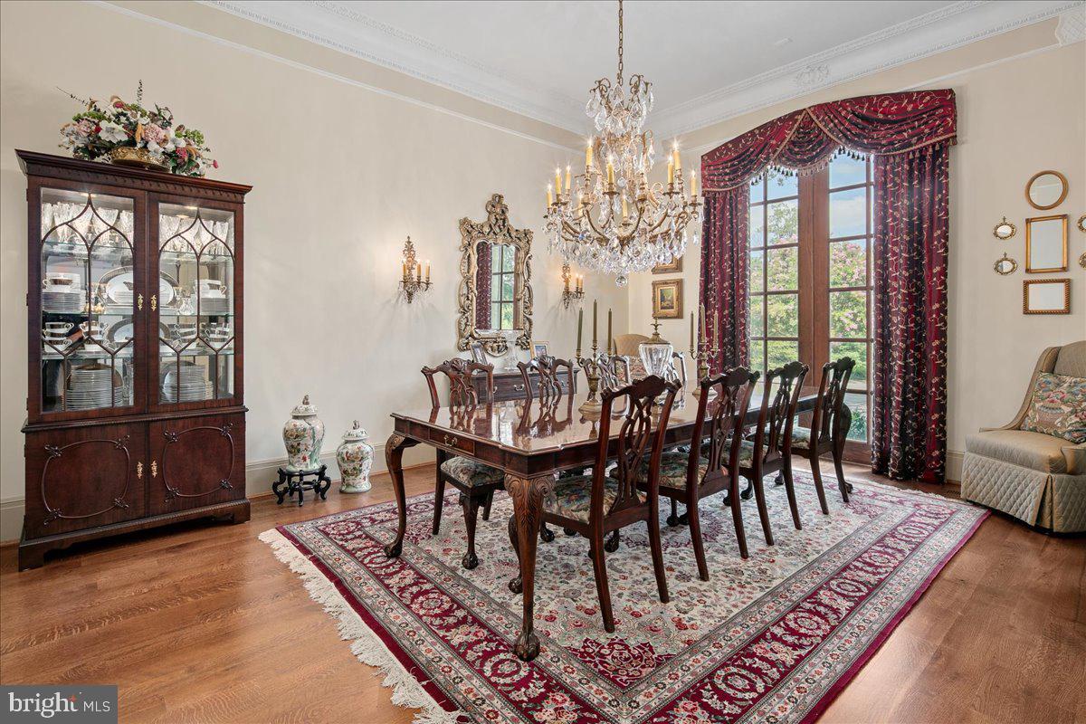 CLIFTON - Residential