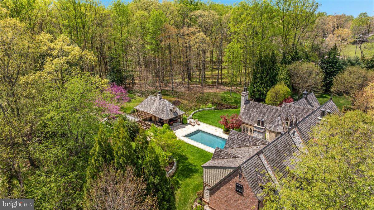 CLIFTON - Residential