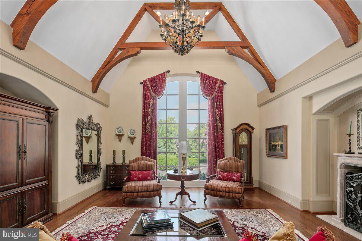 CLIFTON - Residential